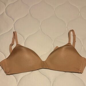 SKIMS wireless Tan Bra